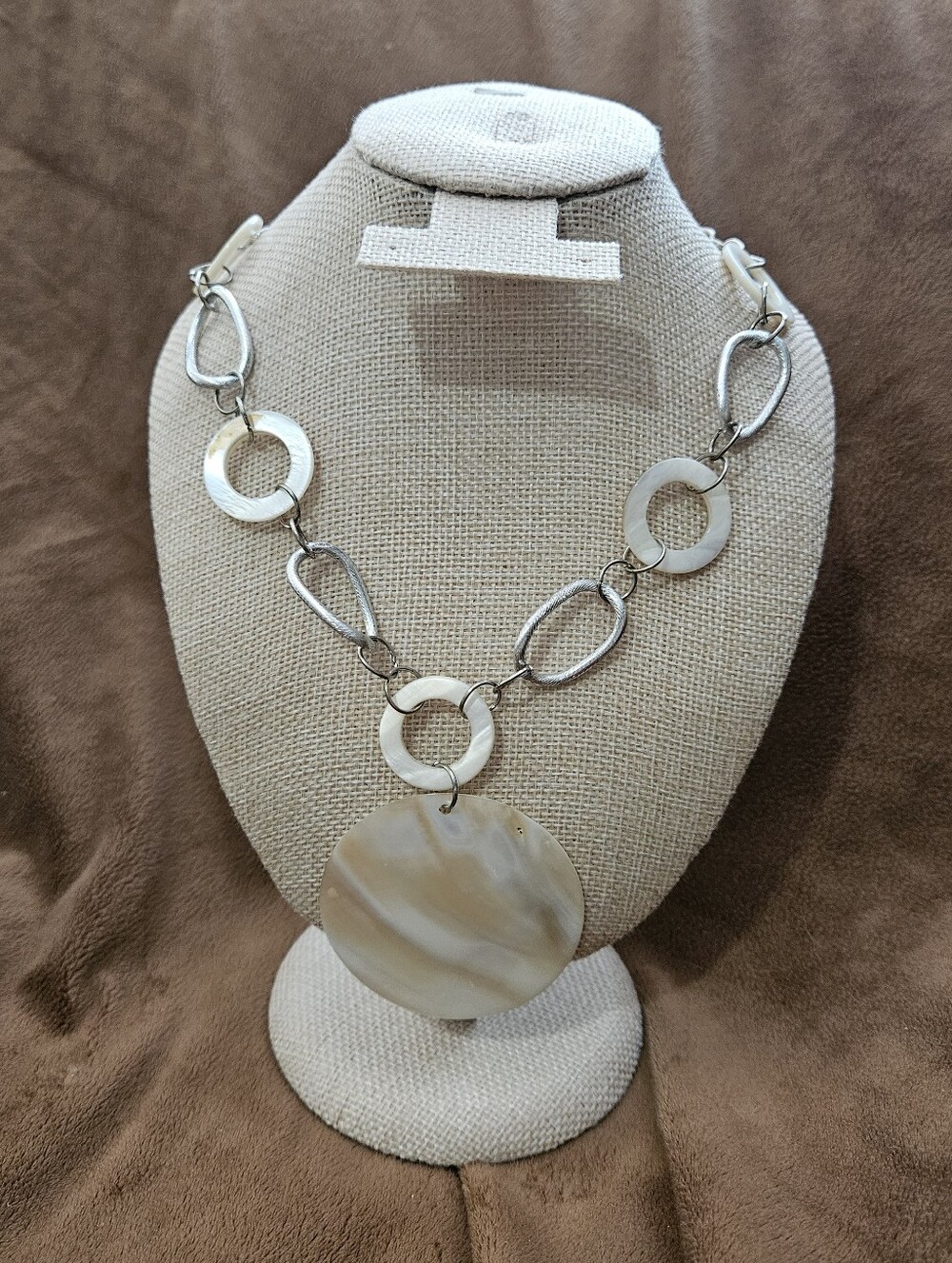 Neutral Shell Pendant Statement Necklace - Women Jewelry